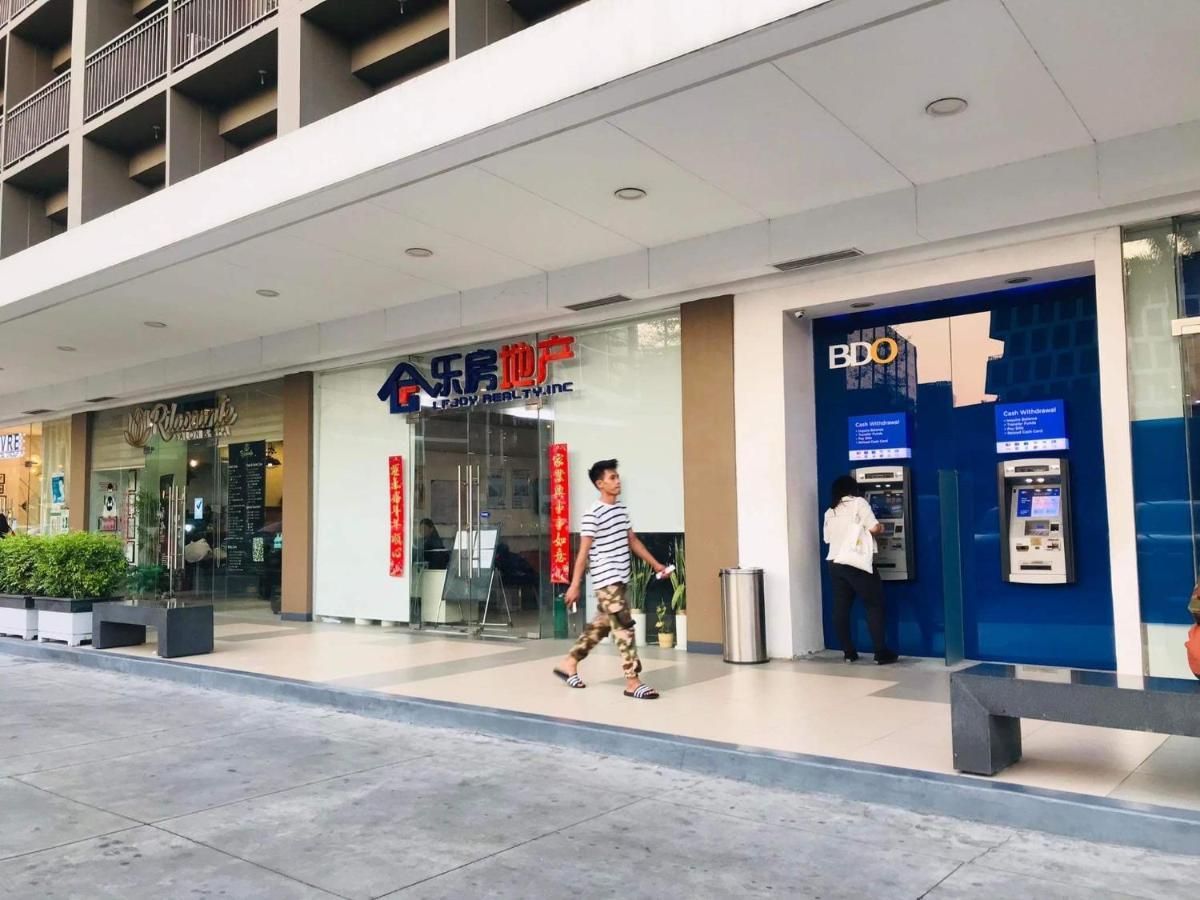 Shore One Condotel At Mall Of Asia, Philippines Pasay Exterior foto